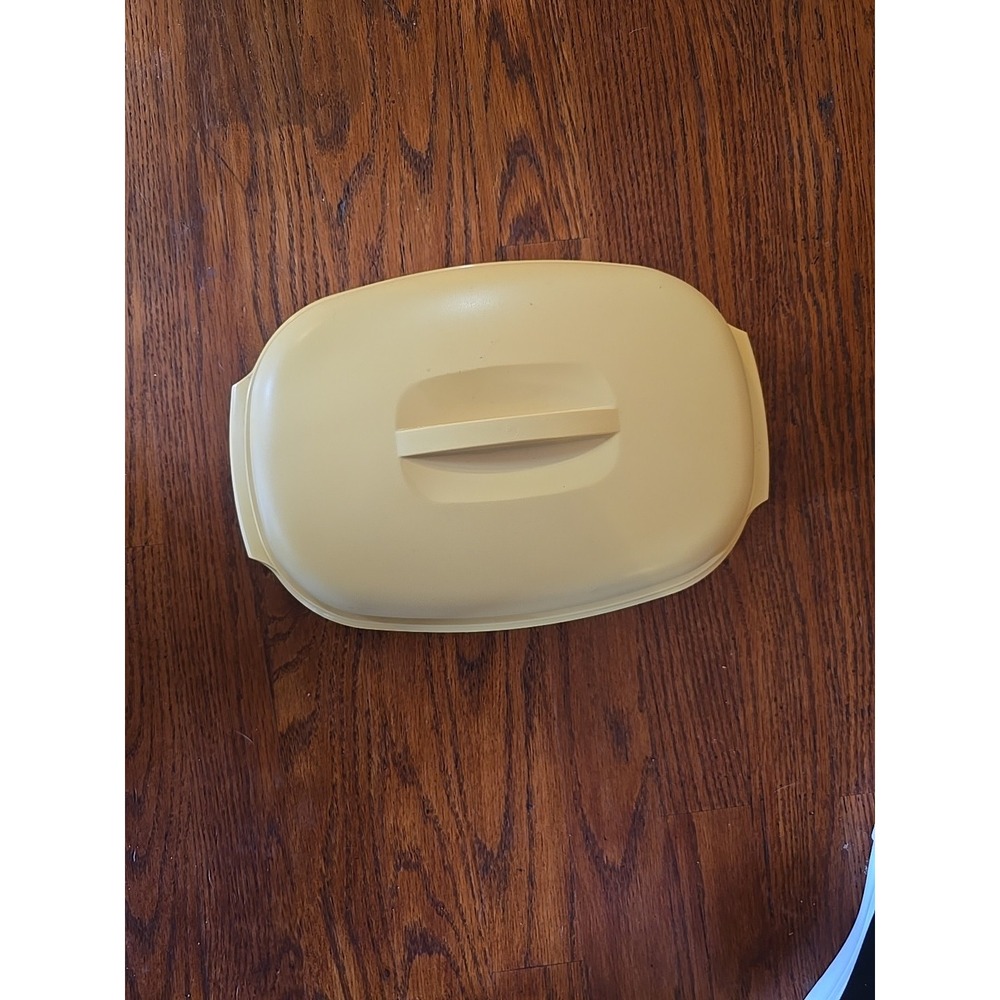 1970s, in the "Harvest Gold" color. It's designed for steaming vegetables and...